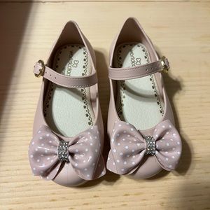 Little girls shoes
